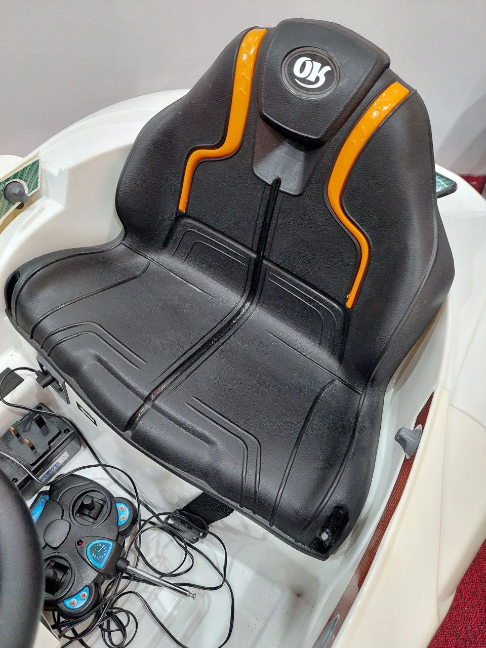 Battery Operated Maserati Style JE108AR [White] - Image 5