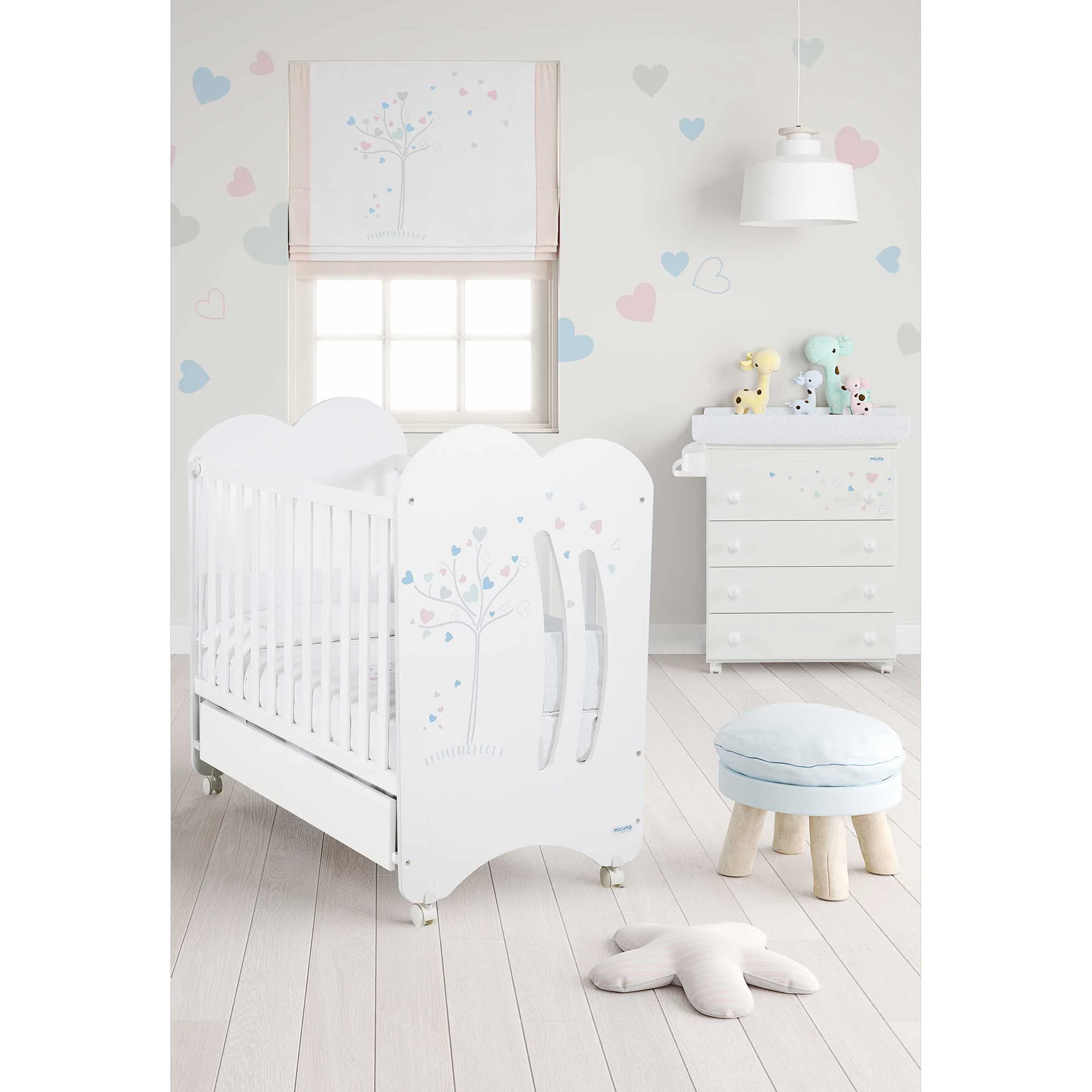 Micuna Aura Baby Cot with Relax System [MINOR PRINTING ISSUE;  FREE FOAM MATTRESS WITH HOLE] - Image 3